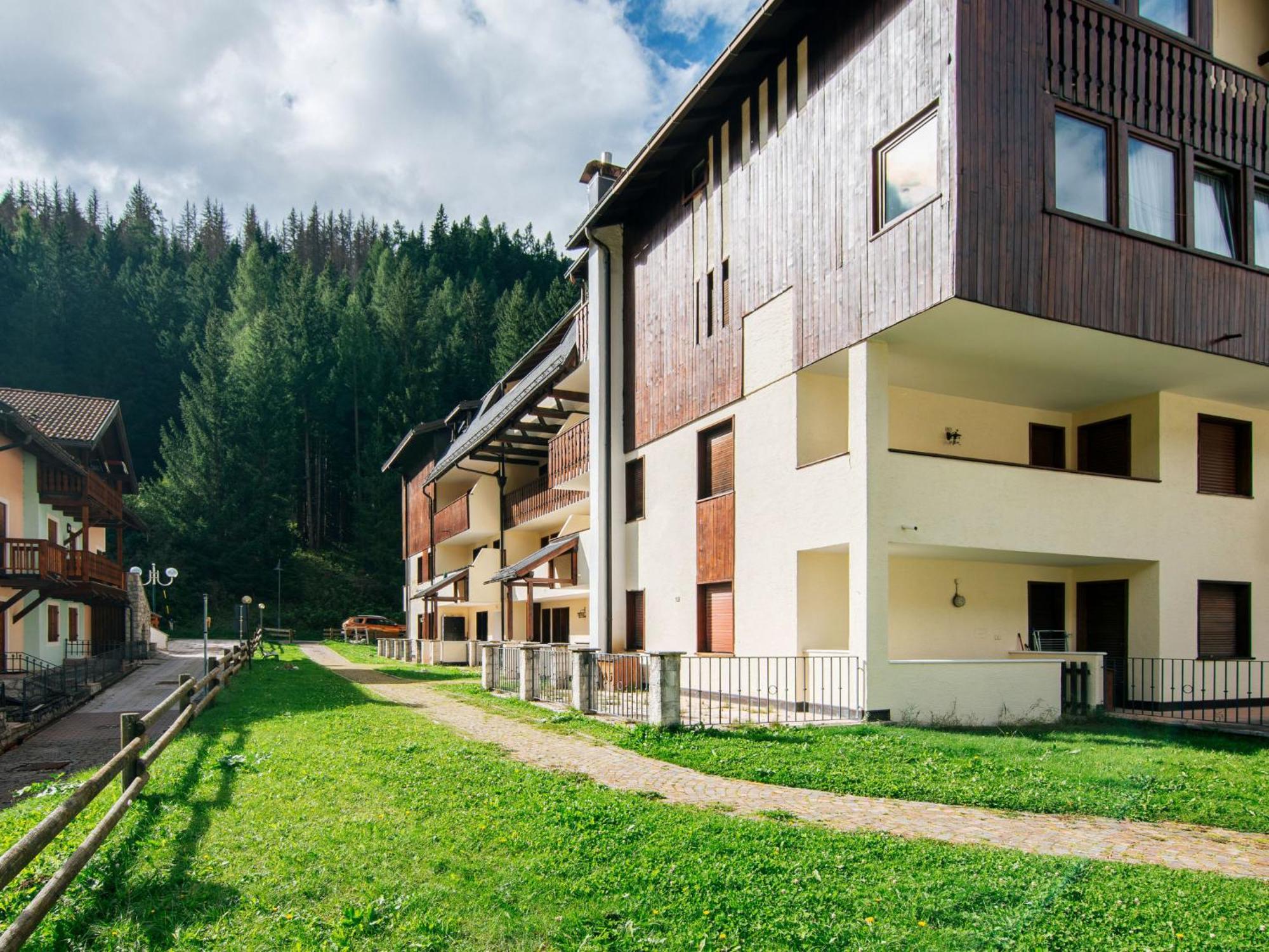 Appartamento Locazione Turistica Des Alpes-14 Canazei Esterno foto