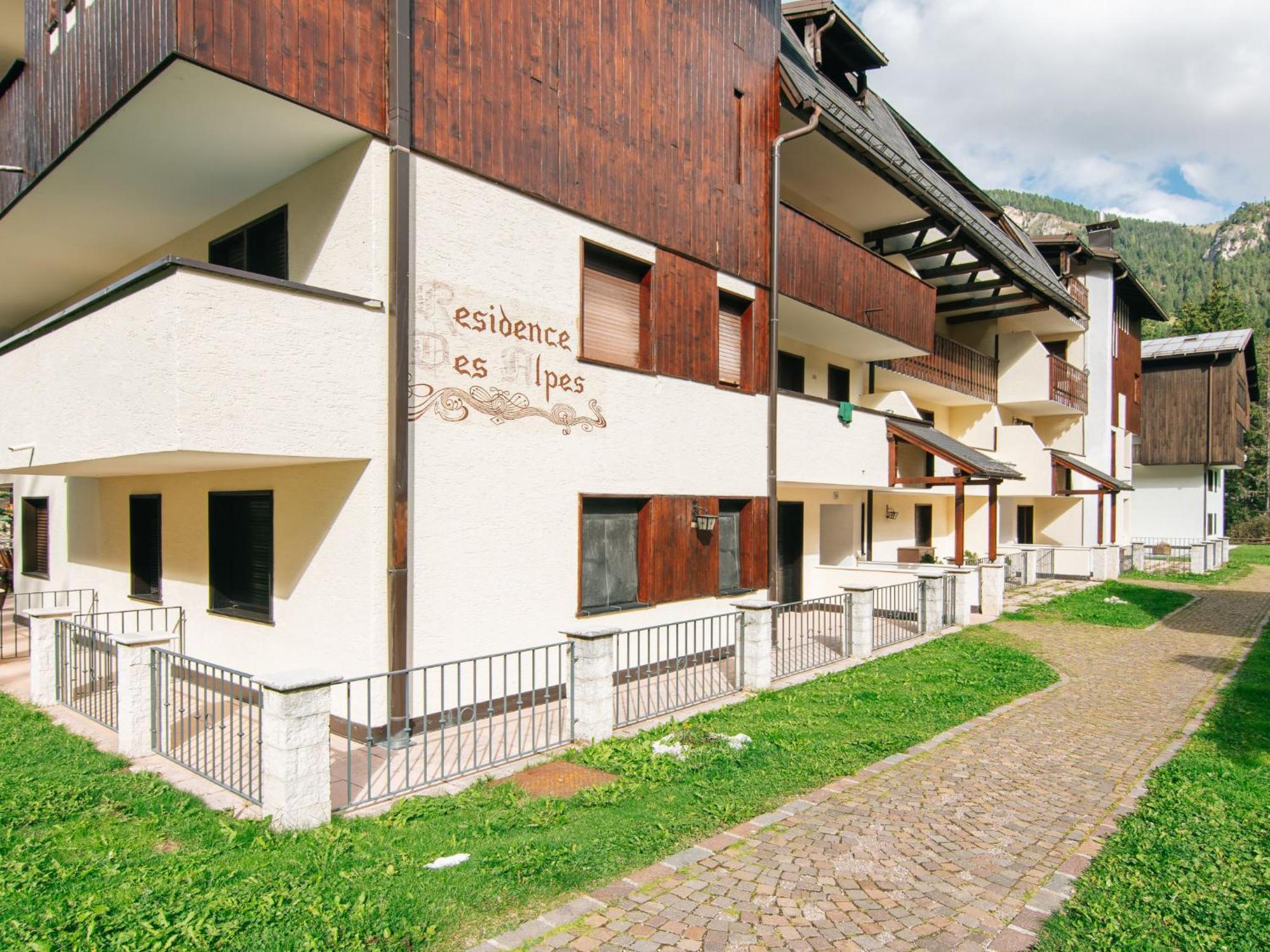 Appartamento Locazione Turistica Des Alpes-14 Canazei Esterno foto